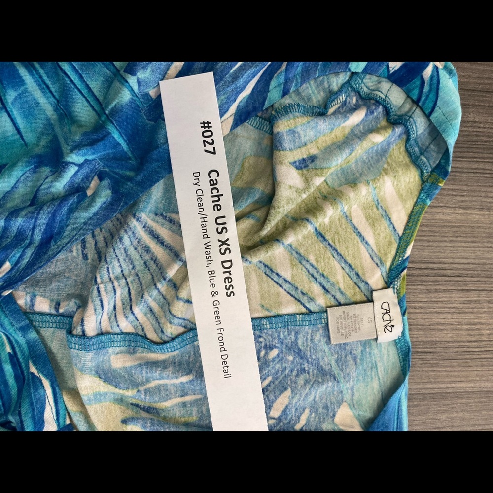 Cache dress - Picture 2 of 3